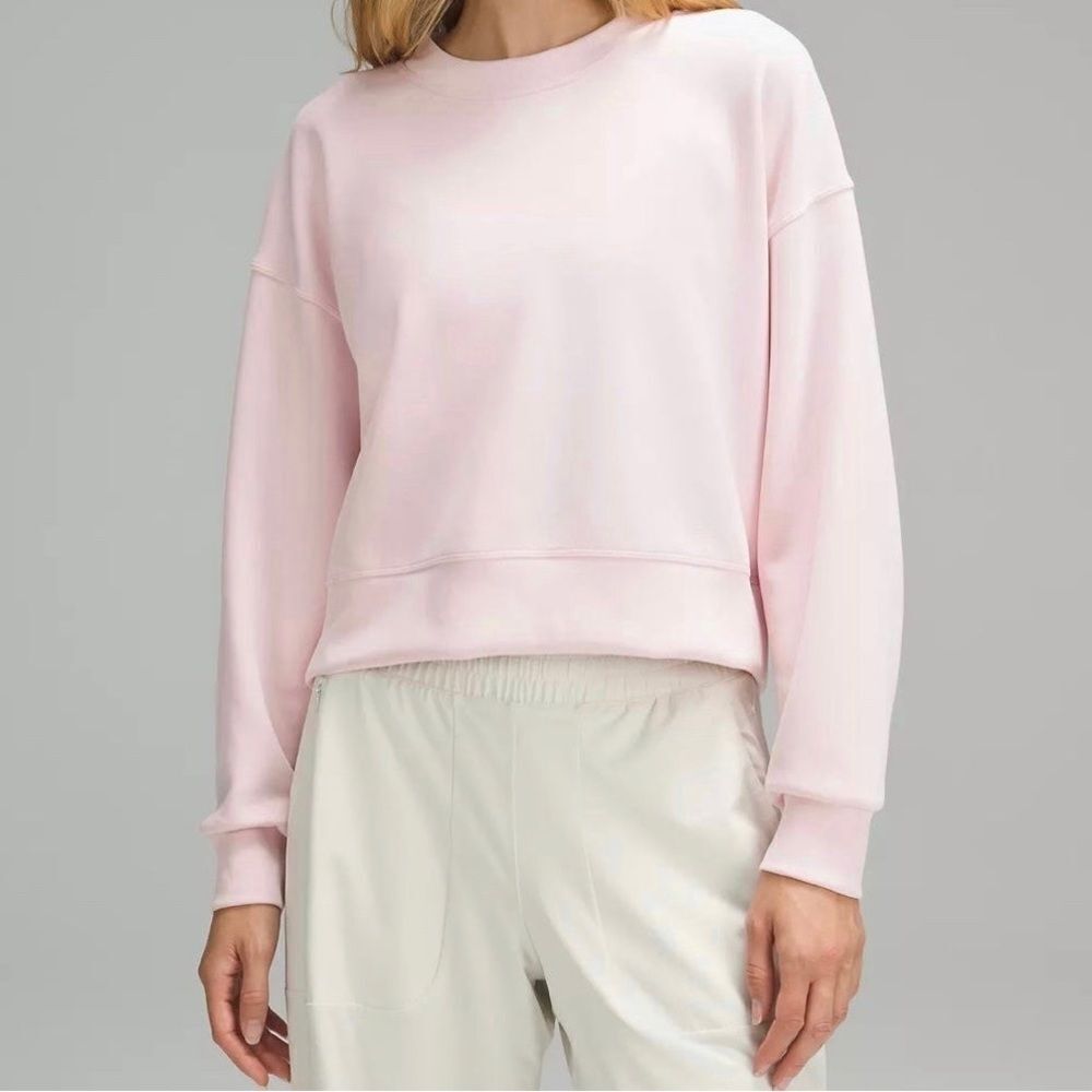 New SoftStreme Perfectly Oversized Cropped Crew